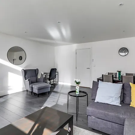 Exceptionally Spacious Central Canterbury Home Exterior photo