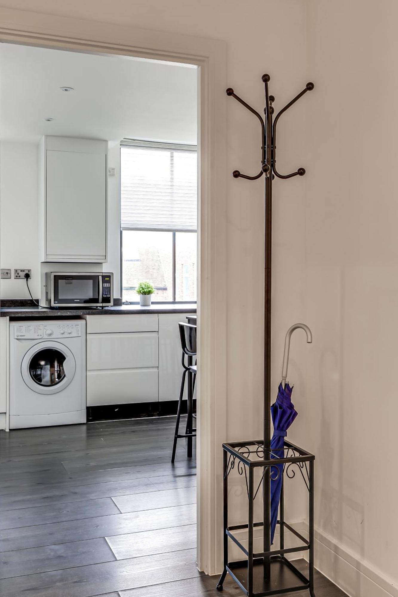 Exceptionally Spacious Apartment Canterbury